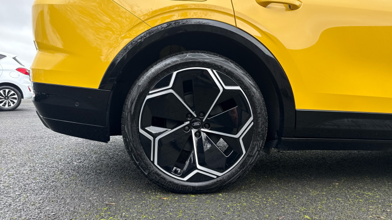 Ford Capri 210kW Premium 77kWh 5dr Auto Electric Estate